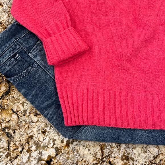 NWT Fuchsia Pink Turtleneck Sweater - SIZE MEDIUM - Picture 4 of 6